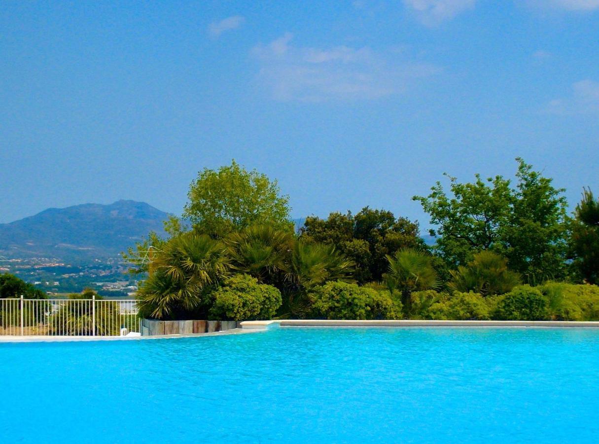 Studio Apartment - Domaine Du Golf Resort Roquebrune-sur Argens Exterior foto