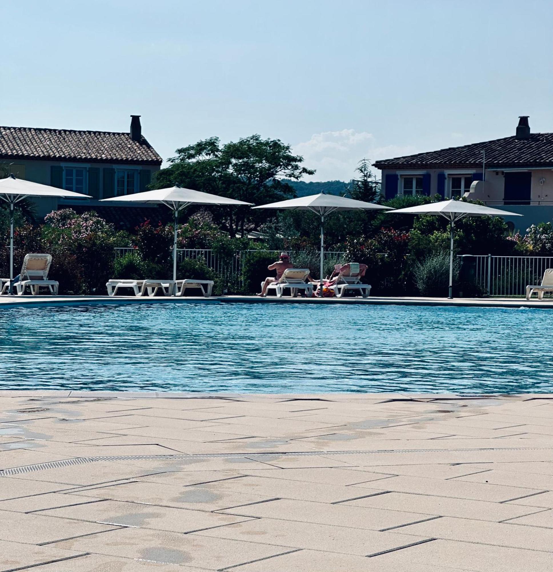 Studio Apartment - Domaine Du Golf Resort Roquebrune-sur Argens Exterior foto
